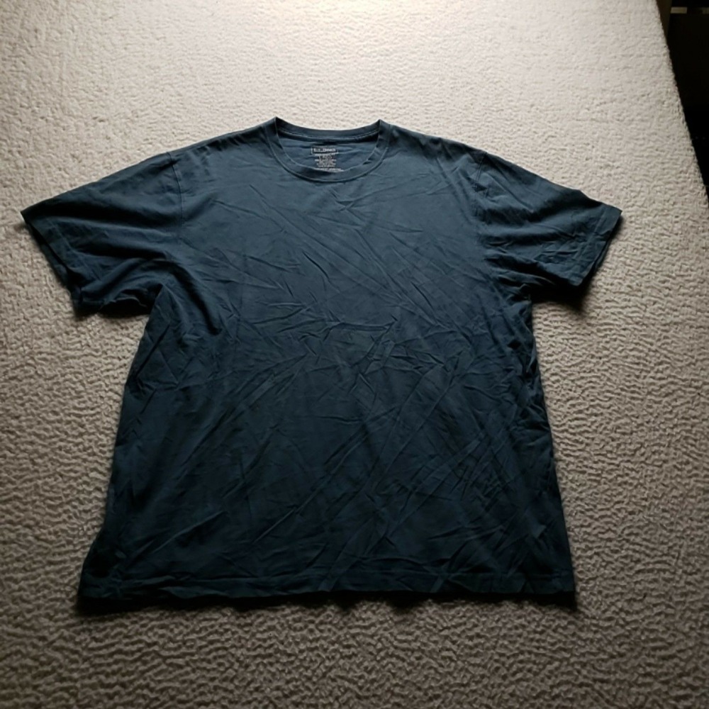 L.L. Bean Shirt Mens Large Blue Solid Relaxed Crewneck Tagless Cotton Jersey Tee